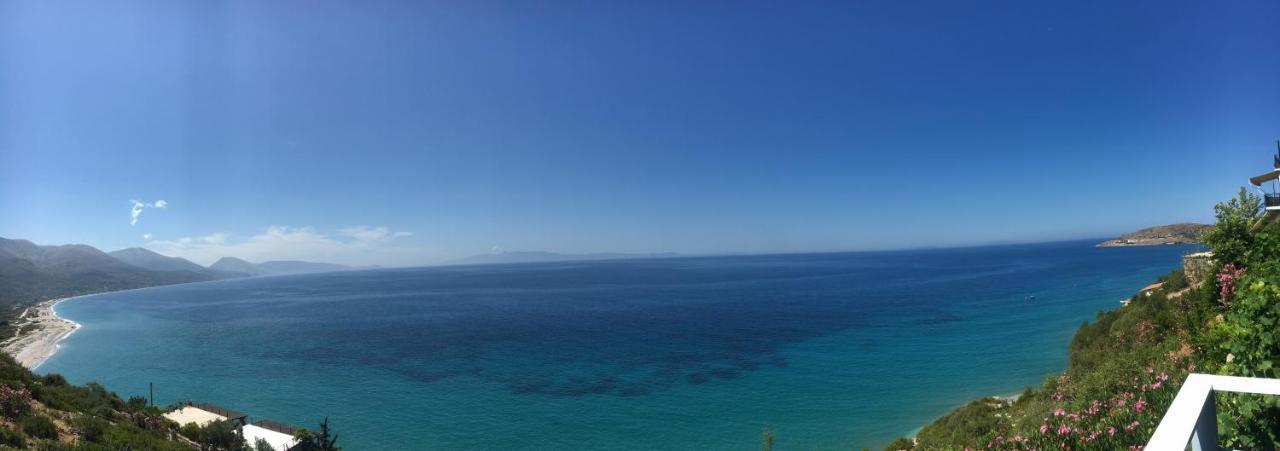 Ria Mare Hotell Qeparo Exteriör bild